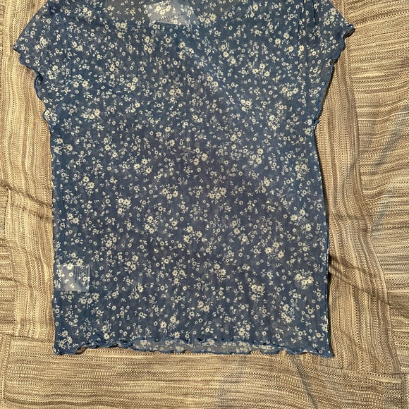American Eagle Floral Top - Picture 2 of 2
